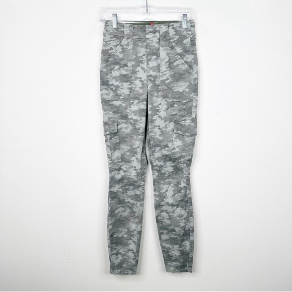 Spanx Stretch Twill Cargo Jogger Pant - Picture 2 of 6